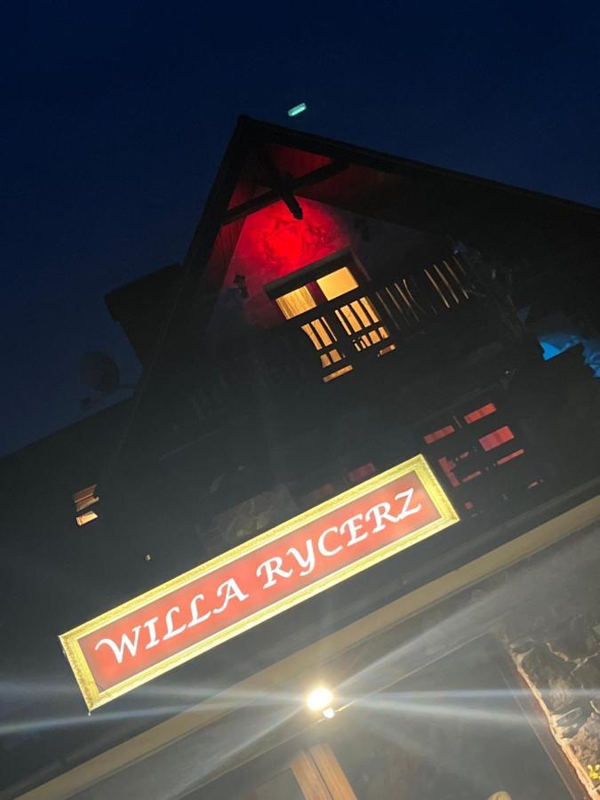 قلعة نيدزيكا Willa Rycerz المظهر الخارجي الصورة